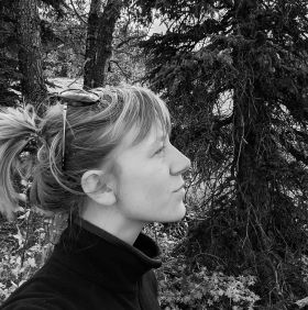 Photo of Sara Dueck